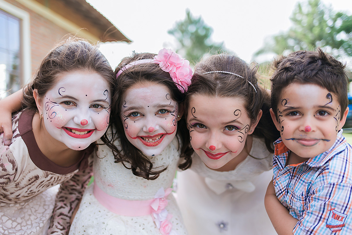 1 comunhão, amor, bolo, Catedral, Charqueadas, comemoração, DECORAÇÃO, doces,festa, fotografia, fotografia de família, igreja, infantil, linda, menina, mesa decorada, pelotas, princesa, quinta dom manoel, religião, são francisco de paula, vestido