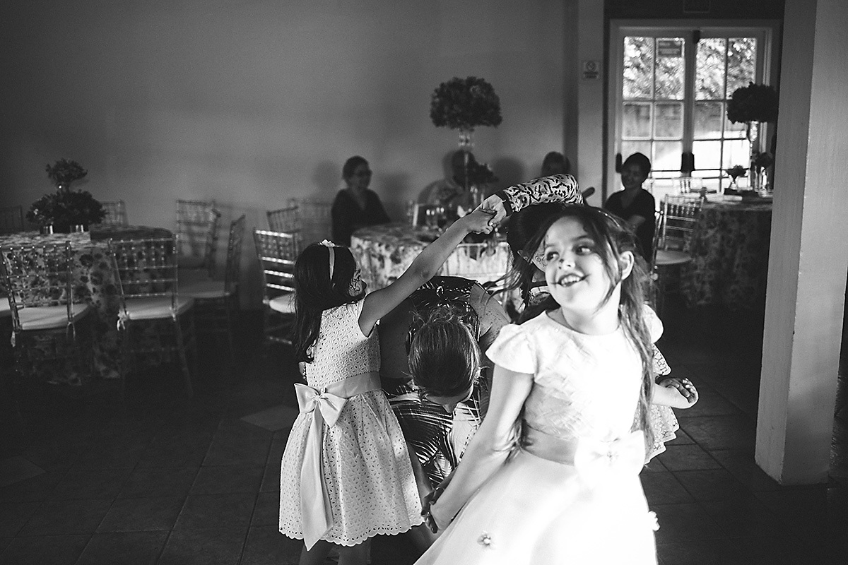 1 comunhão, amor, bolo, Catedral, Charqueadas, comemoração, DECORAÇÃO, doces,festa, fotografia, fotografia de família, igreja, infantil, linda, menina, mesa decorada, pelotas, princesa, quinta dom manoel, religião, são francisco de paula, vestido