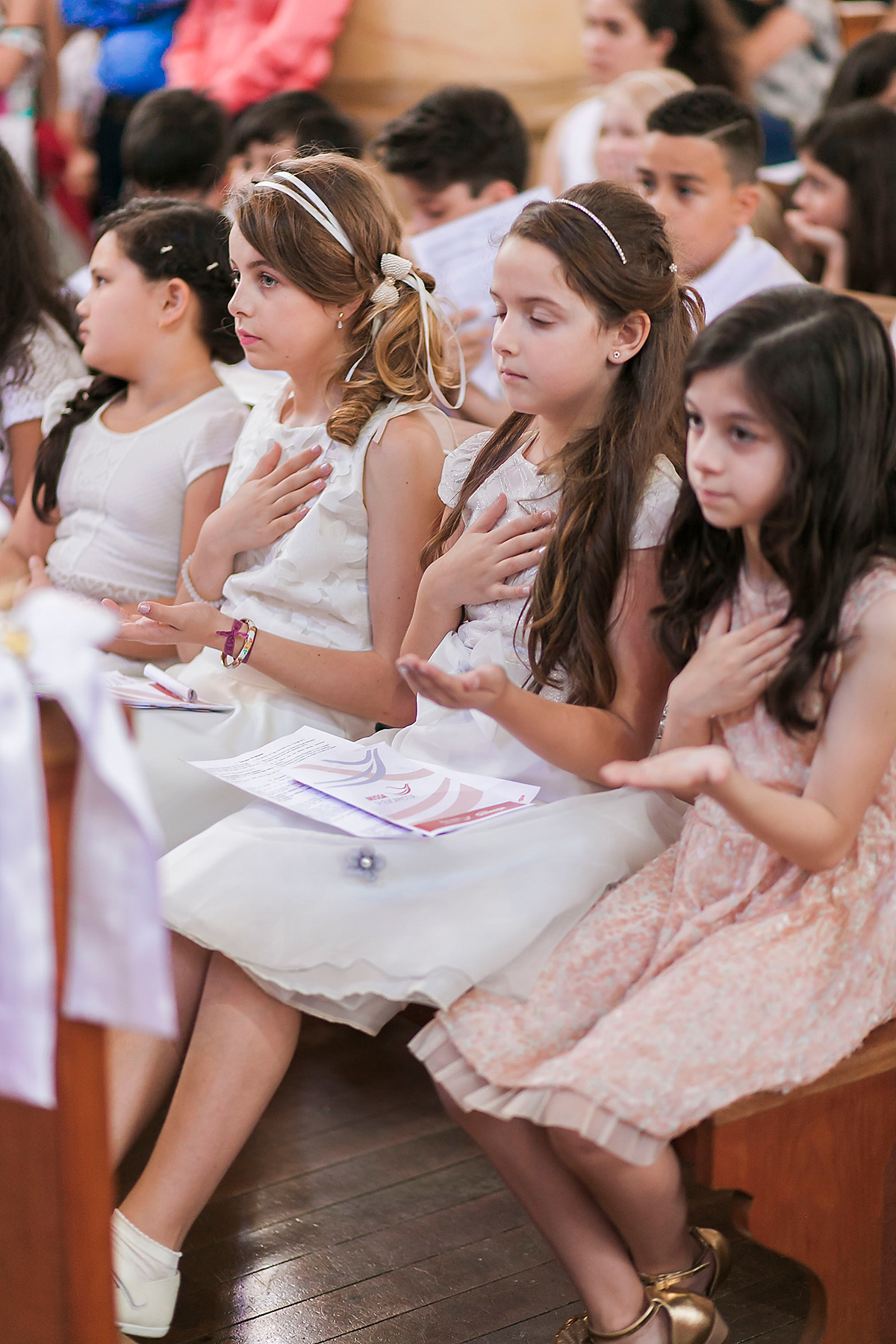 1 comunhão, amor, bolo, Catedral, Charqueadas, comemoração, DECORAÇÃO, doces,festa, fotografia, fotografia de família, igreja, infantil, linda, menina, mesa decorada, pelotas, princesa, quinta dom manoel, religião, são francisco de paula, vestido