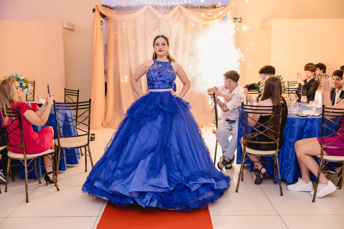 fotografo pelotas, fabiano rosa, festa  15 anos, xv anos, Sant Helena, estúdio fotografico, moda, vestido 15 anos, festa 15 , ensaio street, blogueira, debutante, festa, evento, make, maquiagem, festa, xv anos pelotas, making , vestido AZUL, lilas