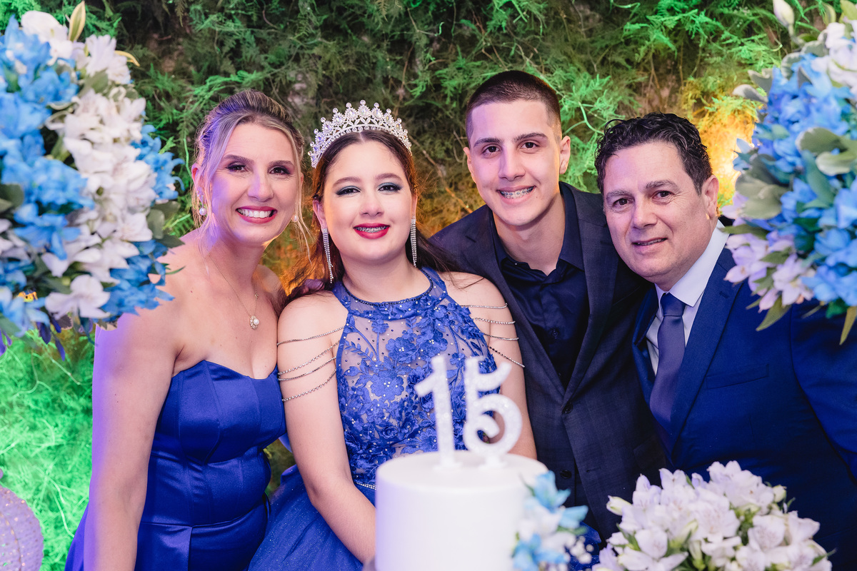 fotografo pelotas, fabiano rosa, festa  15 anos, xv anos, Sant Helena, estúdio fotografico, moda, vestido 15 anos, festa 15 , ensaio street, blogueira, debutante, festa, evento, make, maquiagem, festa, xv anos pelotas, making , vestido AZUL, lilas