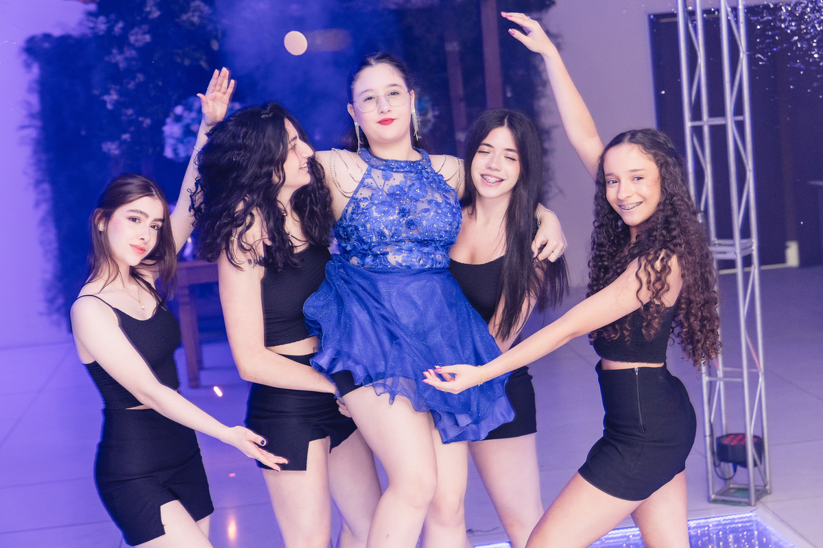 fotografo pelotas, fabiano rosa, festa  15 anos, xv anos, Sant Helena, estúdio fotografico, moda, vestido 15 anos, festa 15 , ensaio street, blogueira, debutante, festa, evento, make, maquiagem, festa, xv anos pelotas, making , vestido AZUL, lilas