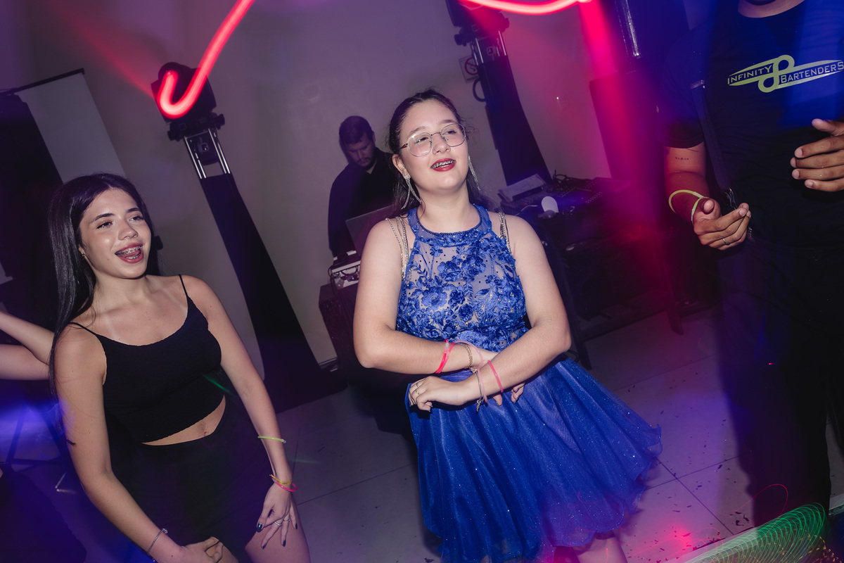 fotografo pelotas, fabiano rosa, festa  15 anos, xv anos, Sant Helena, estúdio fotografico, moda, vestido 15 anos, festa 15 , ensaio street, blogueira, debutante, festa, evento, make, maquiagem, festa, xv anos pelotas, making , vestido AZUL, lilas