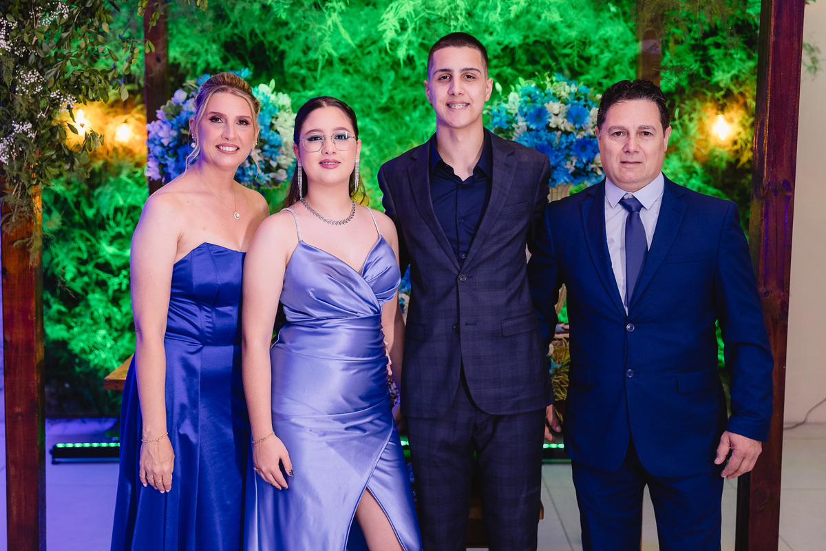 fotografo pelotas, fabiano rosa, festa  15 anos, xv anos, Sant Helena, estúdio fotografico, moda, vestido 15 anos, festa 15 , ensaio street, blogueira, debutante, festa, evento, make, maquiagem, festa, xv anos pelotas, making , vestido AZUL, lilas