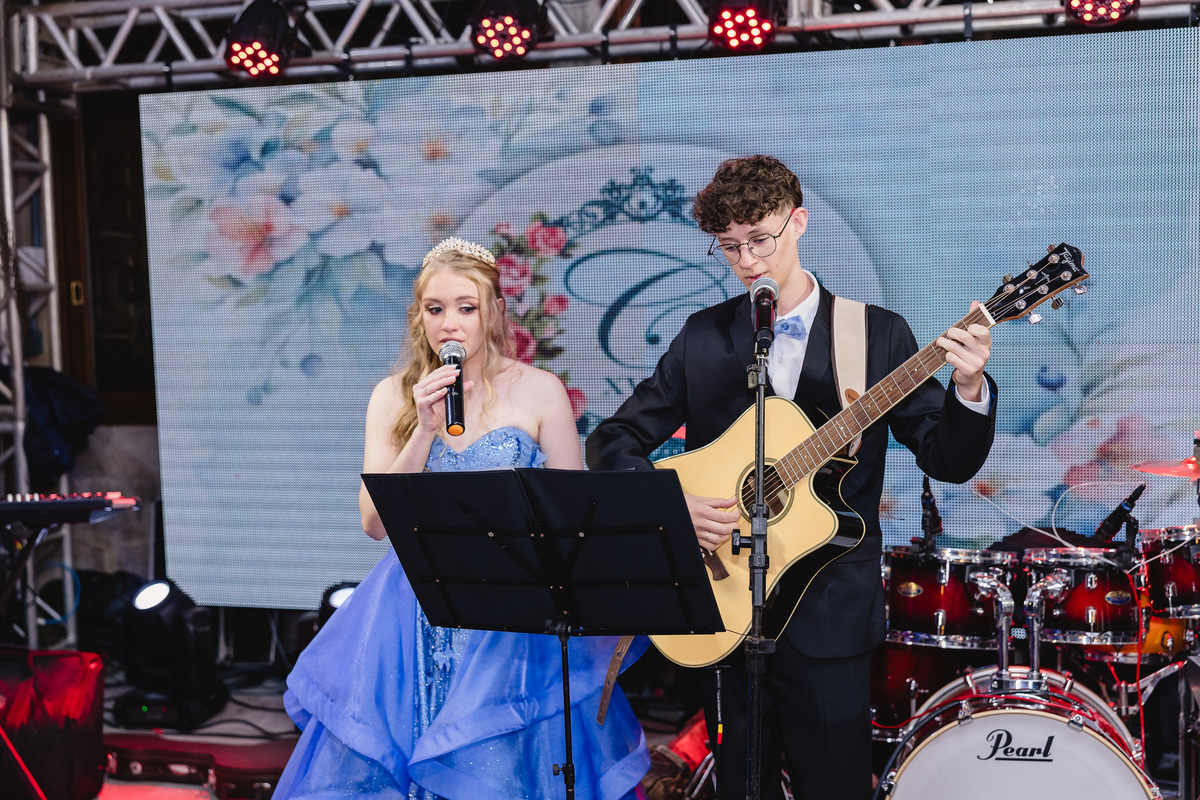 fotografo pelotas, fabiano rosa, festa de 15 anos, xv anos, chácara família fiss, estúdio fotografico, moda, vestido 15 anos, festa 15 , ensaio natureza, modelo , debutante, festa, evento, make, maquiagem, vestido azul 15 pelotas, satolep, book de 15 anos