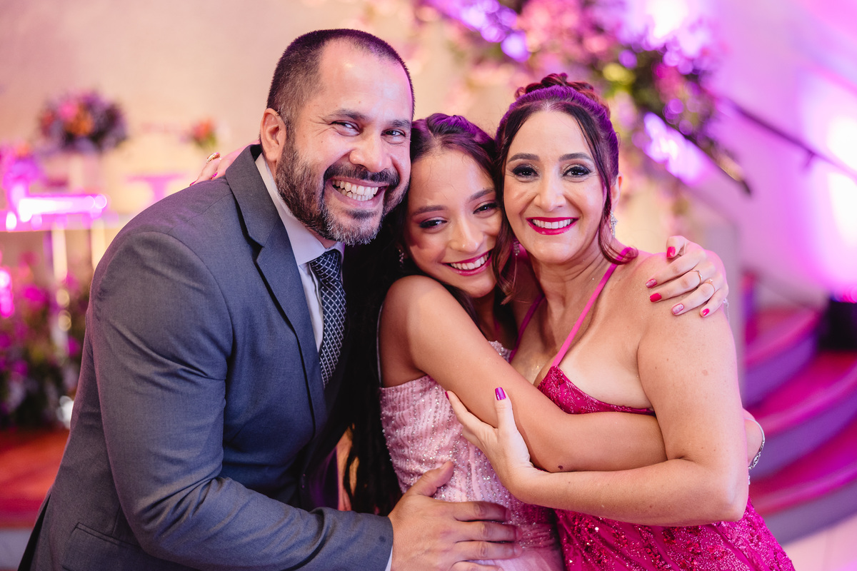 fotografo pelotas, fabiano rosa, festa  15 anos, san sebastian, estúdio fotografico, vestido 15 anos, Vestido rosa, festa 15 , ensaio, blogueira, blog, influencer, modelo , debutante, festa, evento, make, maquiagem festa, 15 anos pelotas, satolep