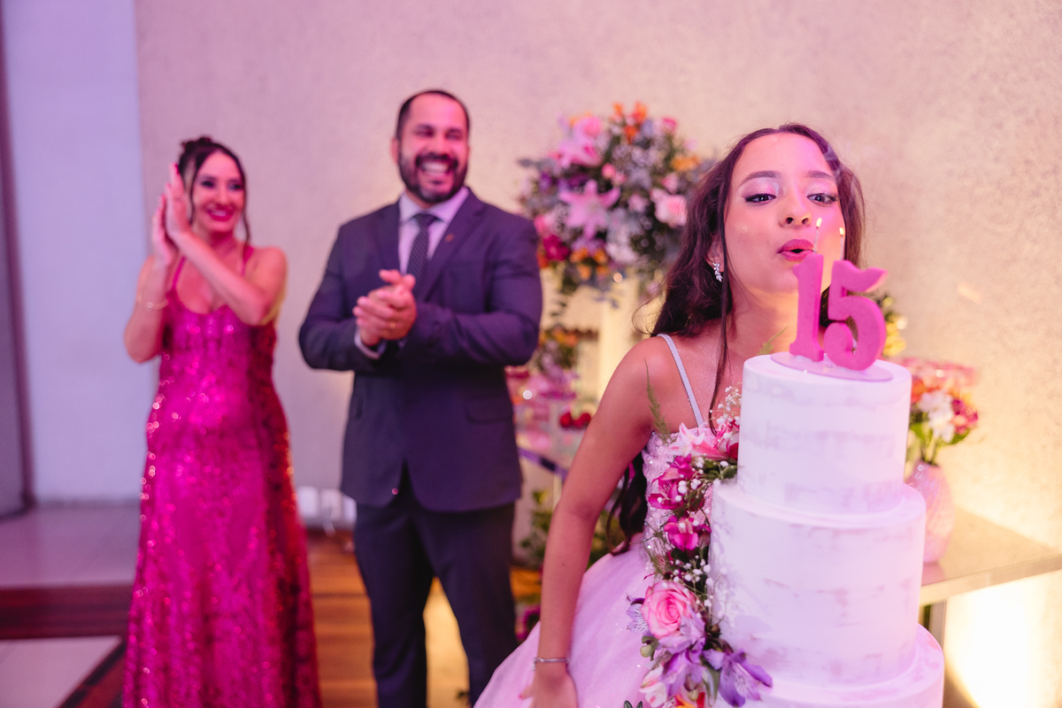 fotografo pelotas, fabiano rosa, festa  15 anos, san sebastian, estúdio fotografico, vestido 15 anos, Vestido rosa, festa 15 , ensaio, blogueira, blog, influencer, modelo , debutante, festa, evento, make, maquiagem festa, 15 anos pelotas, satolep