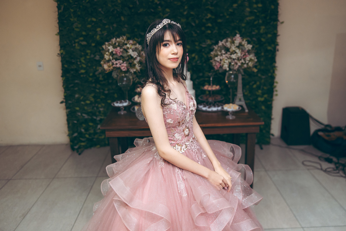 fotografo pelotas, fabiano rosa, ensaio  15 anos, 15 anos, las Palmas, estúdio fotografico, moda, vestido 15 anos, festa 15 , ensaio street, blogueira, influencer, debutante, festa, evento, make, maquiagem, festa, 15 anos pelotas, maquiagem , vestido rosa