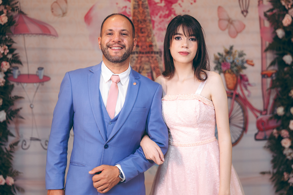 fotografo pelotas, fabiano rosa, ensaio  15 anos, 15 anos, las Palmas, estúdio fotografico, moda, vestido 15 anos, festa 15 , ensaio street, blogueira, influencer, debutante, festa, evento, make, maquiagem, festa, 15 anos pelotas, maquiagem , vestido rosa