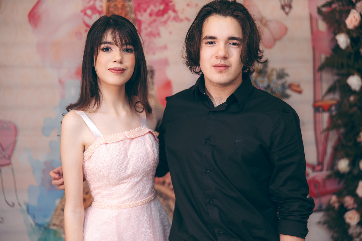 fotografo pelotas, fabiano rosa, ensaio  15 anos, 15 anos, las Palmas, estúdio fotografico, moda, vestido 15 anos, festa 15 , ensaio street, blogueira, influencer, debutante, festa, evento, make, maquiagem, festa, 15 anos pelotas, maquiagem , vestido rosa