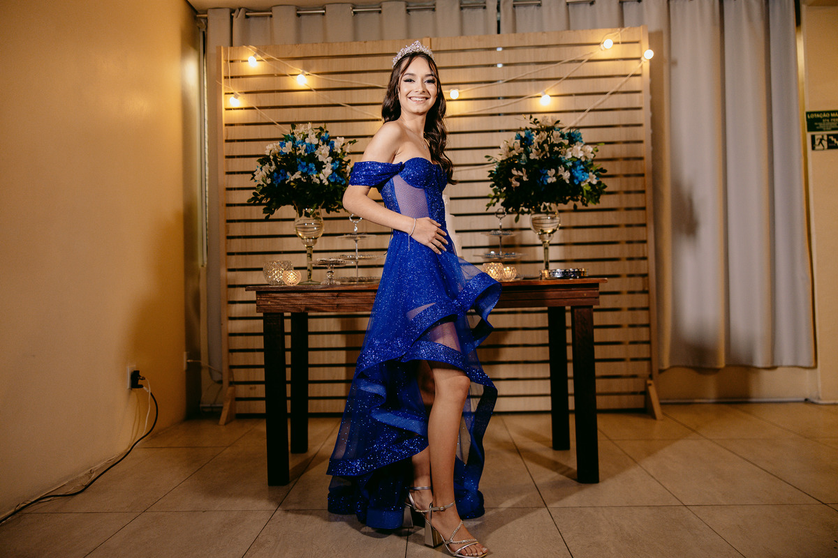 fotografo pelotas, fabiano rosa, ensaio  15 anos, 15 anos, las Palmas, estúdio fotografico, moda, vestido 15 anos, festa 15 , ensaio street, blogueira, influencer, debutante, festa, evento, make, maquiagem, festa, 15 anos pelotas, maquiagem , vestido azul