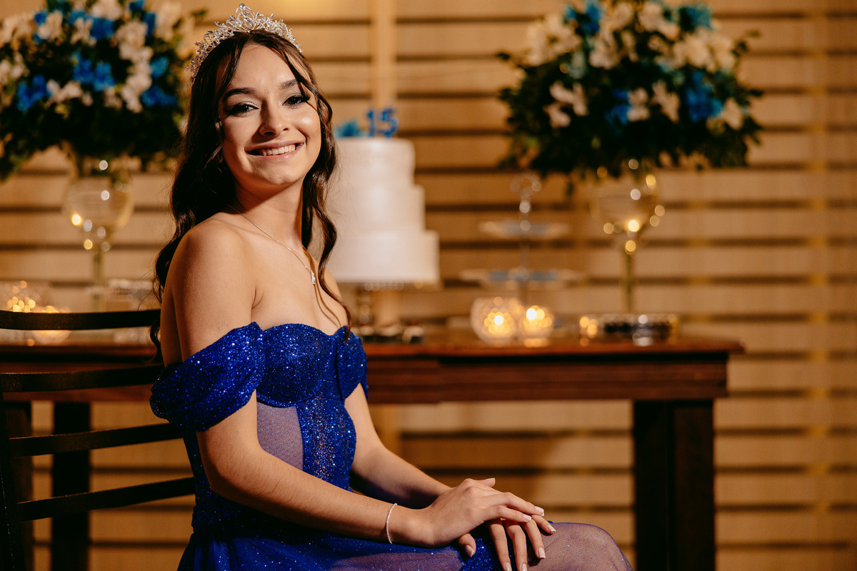 fotografo pelotas, fabiano rosa, ensaio  15 anos, 15 anos, las Palmas, estúdio fotografico, moda, vestido 15 anos, festa 15 , ensaio street, blogueira, influencer, debutante, festa, evento, make, maquiagem, festa, 15 anos pelotas, maquiagem , vestido azul