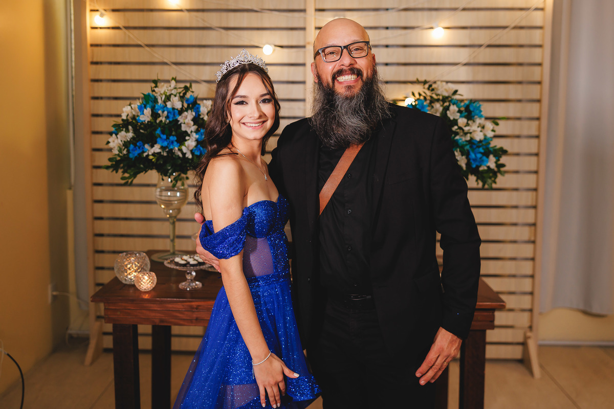 fotografo pelotas, fabiano rosa, ensaio  15 anos, 15 anos, las Palmas, estúdio fotografico, moda, vestido 15 anos, festa 15 , ensaio street, blogueira, influencer, debutante, festa, evento, make, maquiagem, festa, 15 anos pelotas, maquiagem , vestido azul