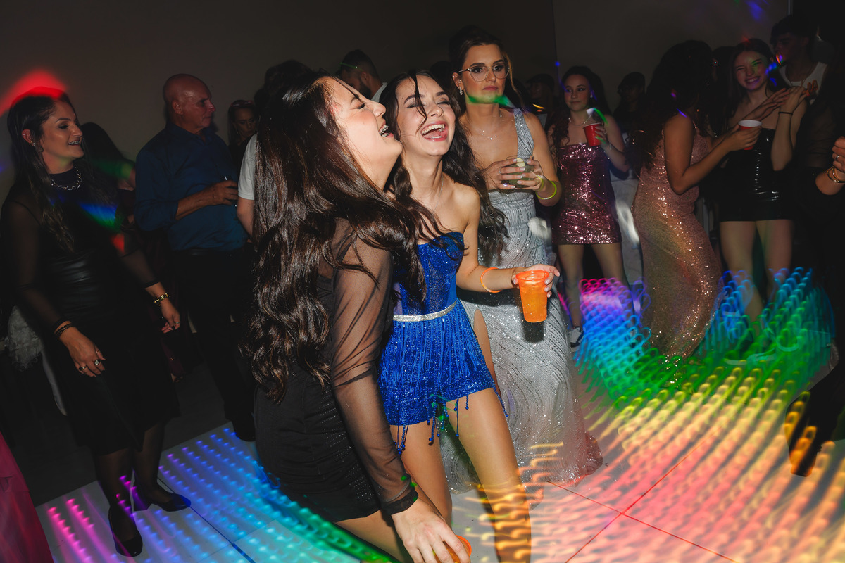 fotografo pelotas, fabiano rosa, ensaio  15 anos, 15 anos, las Palmas, estúdio fotografico, moda, vestido 15 anos, festa 15 , ensaio street, blogueira, influencer, debutante, festa, evento, make, maquiagem, festa, 15 anos pelotas, maquiagem , vestido azul