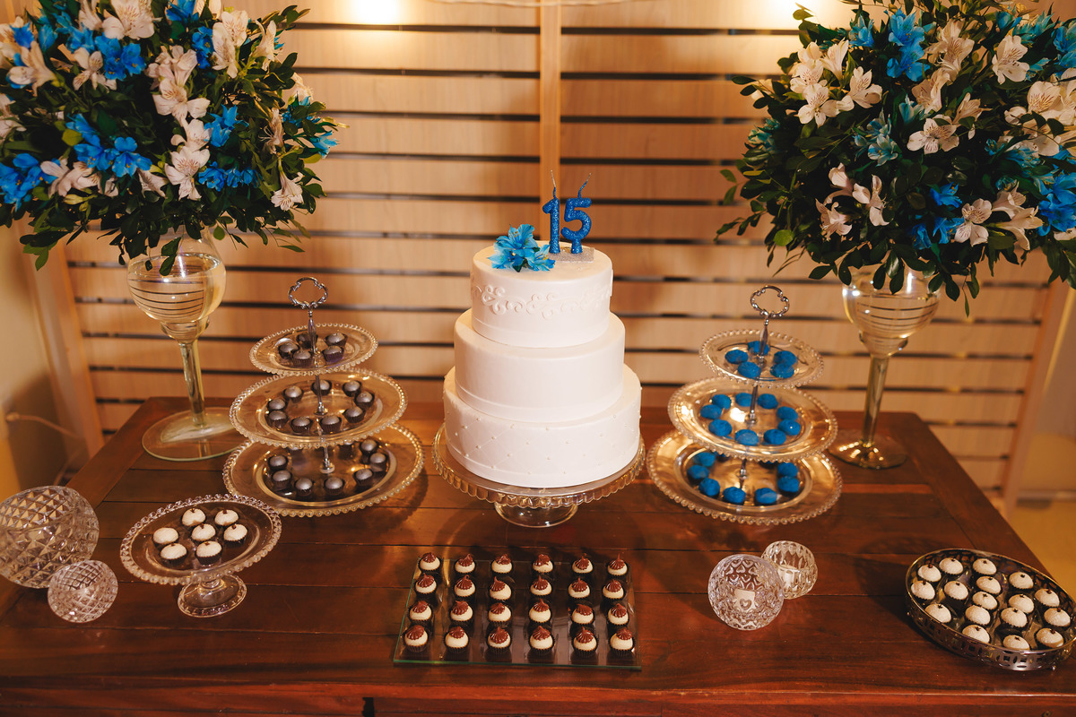 fotografo pelotas, fabiano rosa, ensaio  15 anos, 15 anos, las Palmas, estúdio fotografico, moda, vestido 15 anos, festa 15 , ensaio street, blogueira, influencer, debutante, festa, evento, make, maquiagem, festa, 15 anos pelotas, maquiagem , vestido azul