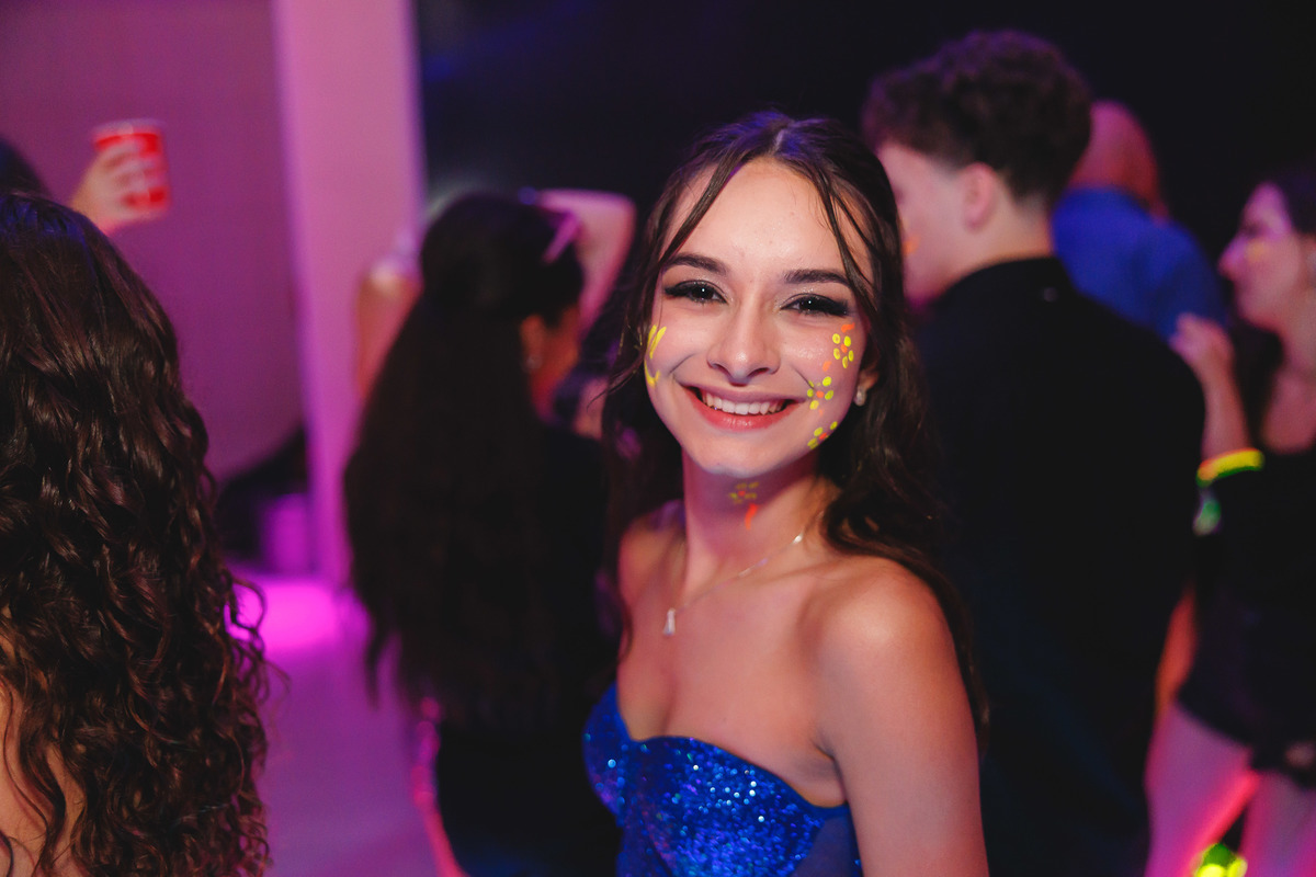 fotografo pelotas, fabiano rosa, ensaio  15 anos, 15 anos, las Palmas, estúdio fotografico, moda, vestido 15 anos, festa 15 , ensaio street, blogueira, influencer, debutante, festa, evento, make, maquiagem, festa, 15 anos pelotas, maquiagem , vestido azul