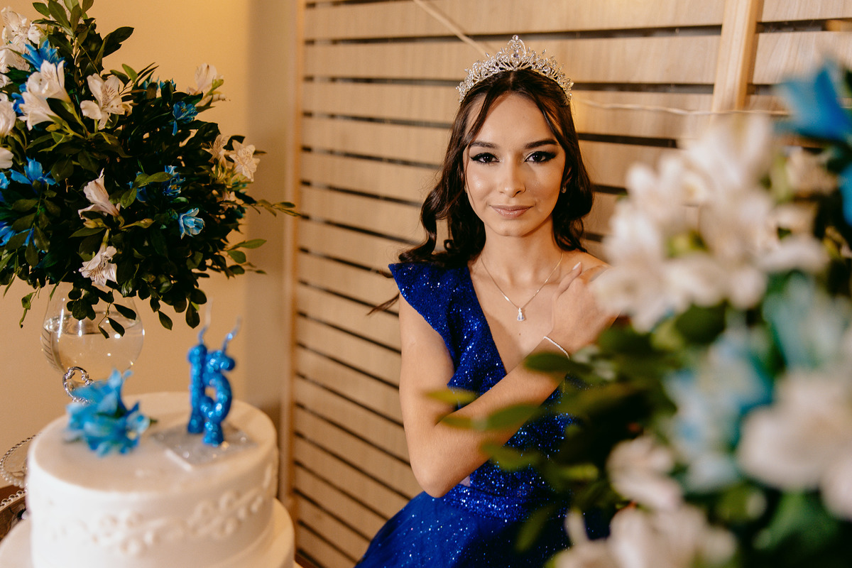 fotografo pelotas, fabiano rosa, ensaio  15 anos, 15 anos, las Palmas, estúdio fotografico, moda, vestido 15 anos, festa 15 , ensaio street, blogueira, influencer, debutante, festa, evento, make, maquiagem, festa, 15 anos pelotas, maquiagem , vestido azul