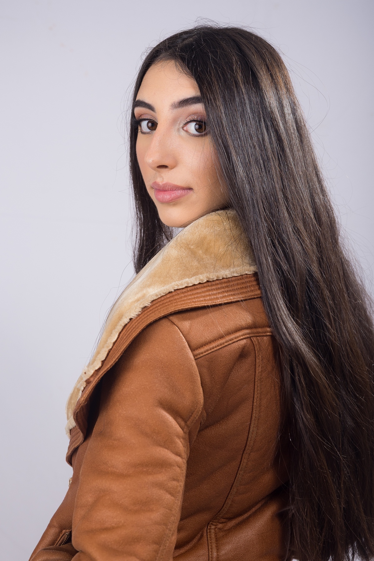 fotografo pelotas, fabiano rosa, ensaio  15 anos,  chácara família fiss, estúdio fotografico, moda, vestido 15 anos, festa 15 , ensaio natureza, modelo , debutante, festa, evento, make, maquiagem festa, 15 anos pelotas, satolep, , vestido rosa, biblioteca