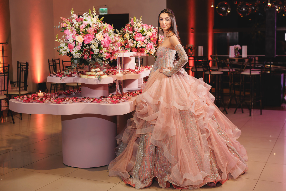 fotografo pelotas, fabiano rosa, festa  15 anos, san sebastian, estúdio fotografico, vestido 15 anos, Vestido rosa, festa 15 , ensaio, blogueira, blog, influencer, modelo , debutante, festa, evento, make, maquiagem festa, 15 anos pelotas, satolep