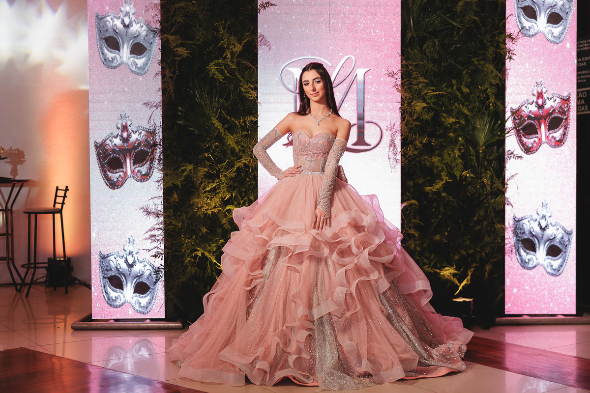 fotografo pelotas, fabiano rosa, festa  15 anos, san sebastian, estúdio fotografico, vestido 15 anos, Vestido rosa, festa 15 , ensaio, blogueira, blog, influencer, modelo , debutante, festa, evento, make, maquiagem festa, 15 anos pelotas, satolep