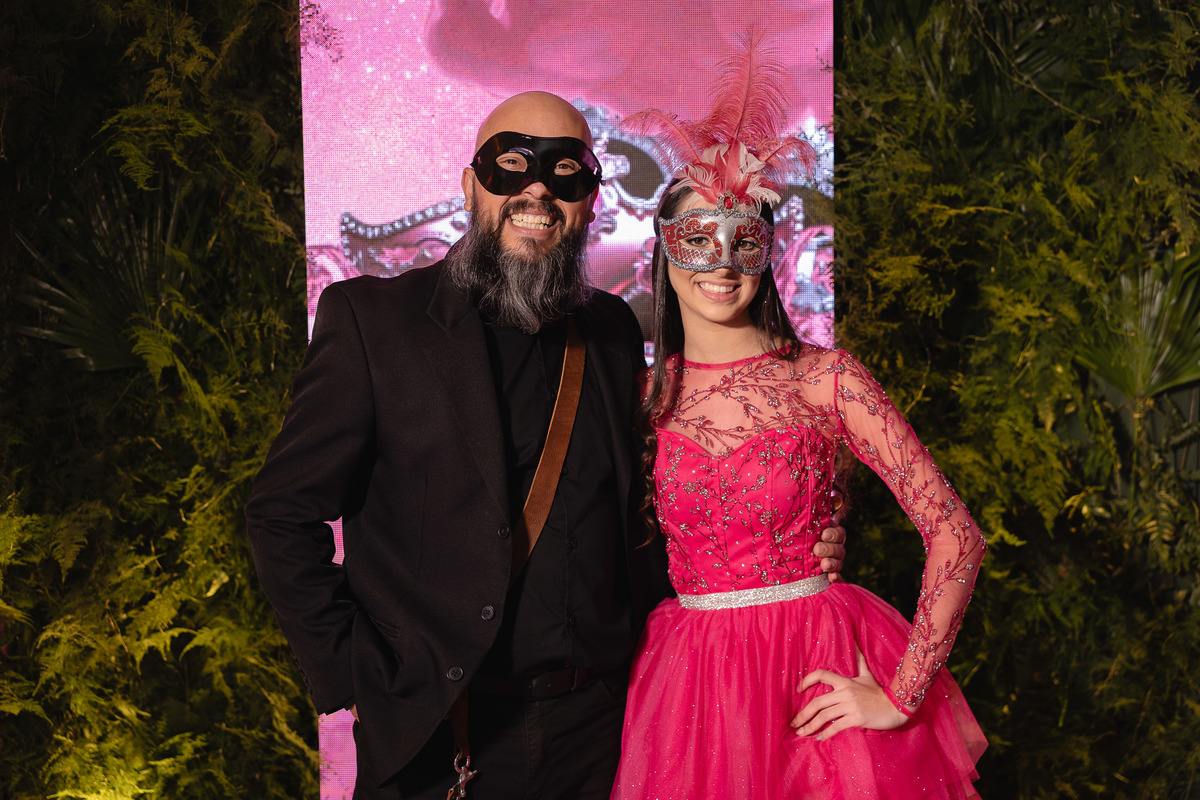 fotografo pelotas, fabiano rosa, festa  15 anos, san sebastian, estúdio fotografico, vestido 15 anos, Vestido rosa, festa 15 , ensaio, blogueira, blog, influencer, modelo , debutante, festa, evento, make, maquiagem festa, 15 anos pelotas, satolep, vestido