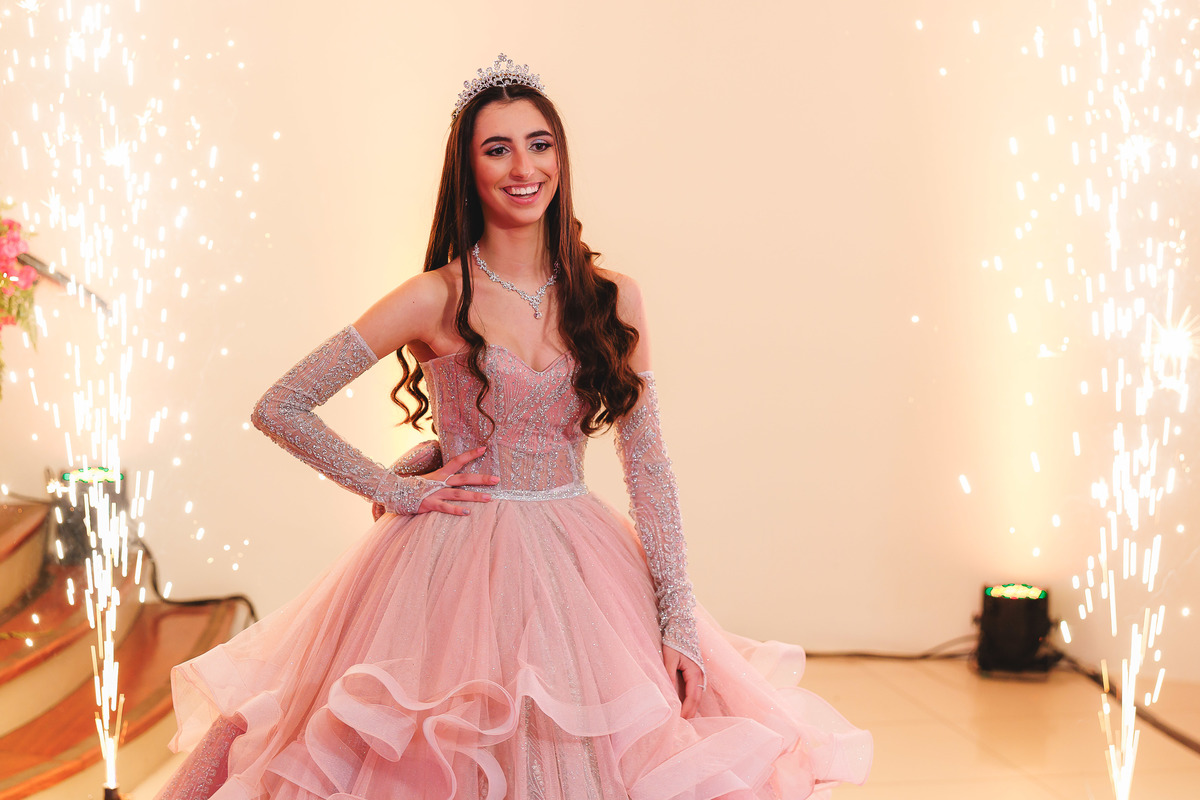 fotografo pelotas, fabiano rosa, festa  15 anos, san sebastian, estúdio fotografico, vestido 15 anos, Vestido rosa, festa 15 , ensaio, blogueira, blog, influencer, modelo , debutante, festa, evento, make, maquiagem festa, 15 anos pelotas, satolep