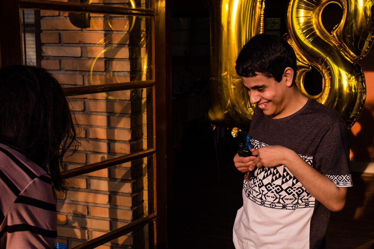 aniversário, 18 anos, 20anos, 30 anos, pelotas, rs, centro espírita, centro, autismo, autista, especial, lindo, menino, menina, fotografo de família, foto de família, família, fotografia