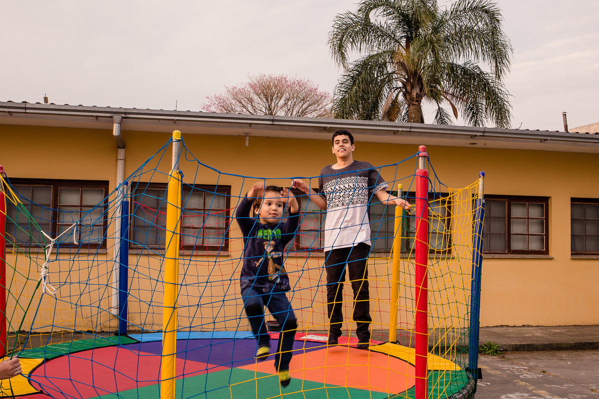 aniversário, 18 anos, 20anos, 30 anos, pelotas, rs, centro espírita, centro, autismo, autista, especial, lindo, menino, menina, fotografo de família, foto de família, família, fotografia