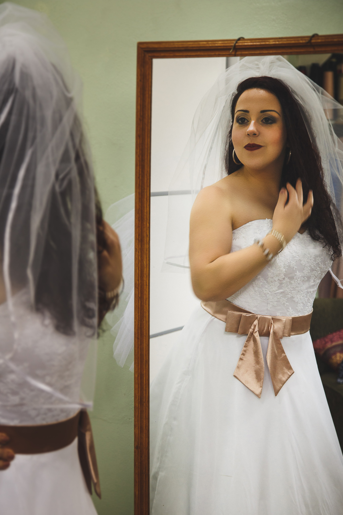 prova vestido, vestido noiva, vestido noiva classico, vestido noiva moderna, vestido noiva rustico, casamento rustico, casamento moderno, fotografo casamento, casamento, pelotas, satolep, fotografia casamento, fotografia vestido noiva, casamento civil