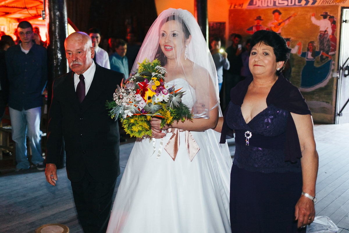 casamento de dia, ctg, clube, capão do leão , ensaio pré-casamento, Fabiano Rosa Fotografia, Fotógrafo de casamento, fotógrafo Pelotas, NOIVA, querofotografaroamor, RECEPÇÃO, VESTIDO DE NOIVA, fotografia casamento, satolep, casamento rustico, pre casament