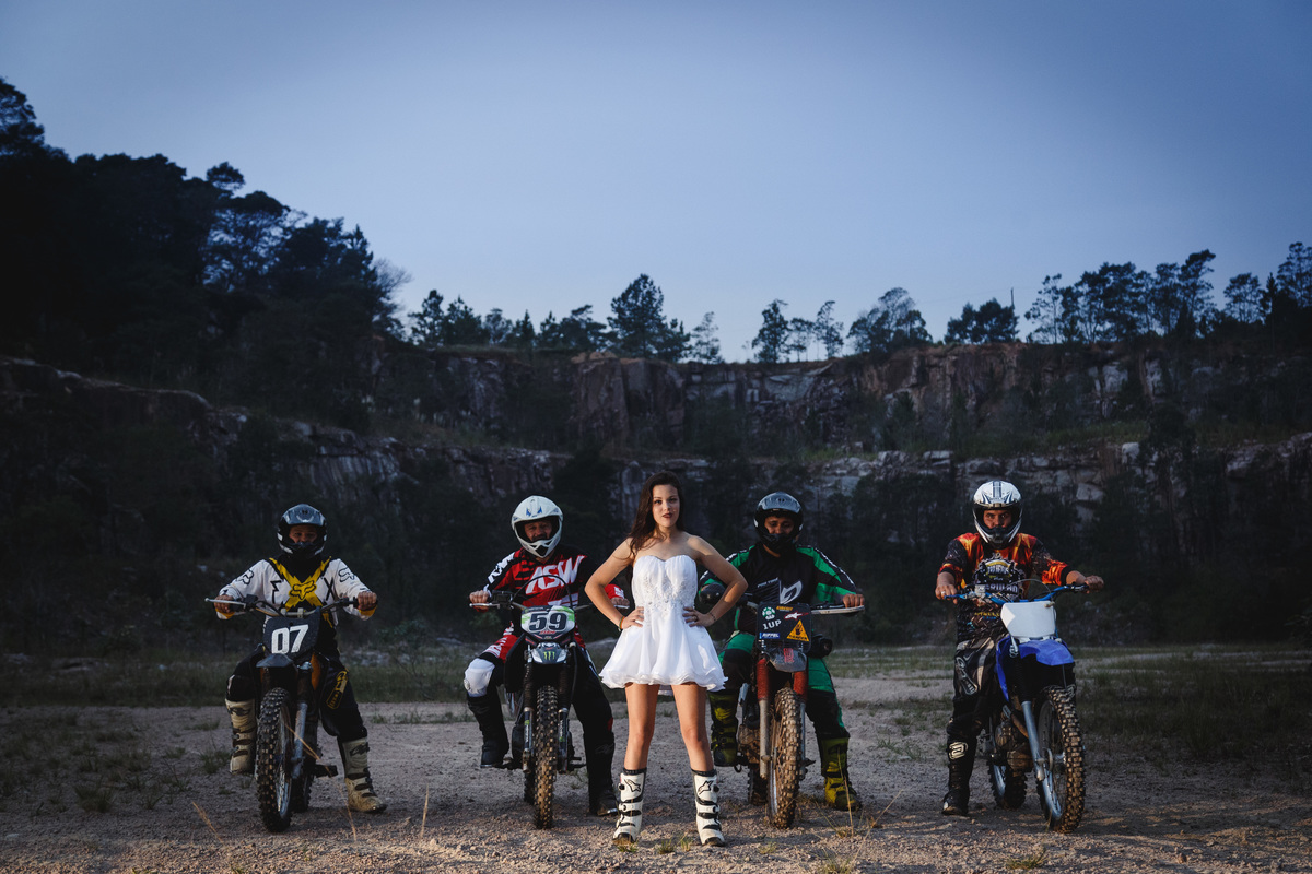 ensaio, 15 anos, menina, ensaio de menina, ensaio fotografico, fotografo, pelotas, satolep, rs, girls, kids, esession, ensaio de 15 anos, fotografia 15 anos, fotografia de familia, family photography, motocross, ensaio de motocross, xv anos, trilheira