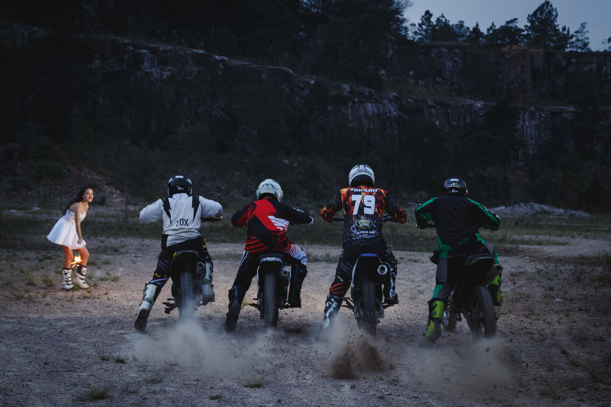 ensaio, 15 anos, menina, ensaio de menina, ensaio fotografico, fotografo, pelotas, satolep, rs, girls, kids, esession, ensaio de 15 anos, fotografia 15 anos, fotografia de familia, family photography, motocross, ensaio de motocross, xv anos, trilheira