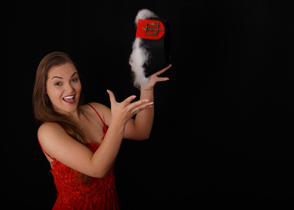 formatura, faculdade, direito, ufpel, ucpel, católica, pelotas, satolep, la sale, anhanguera, unopar, ensaio feminino, ensaio estúdio, estúdio fotográfico, fotos estúdio, ensaio formatura, vestido vermelho, vestido festa, universidade federal, 