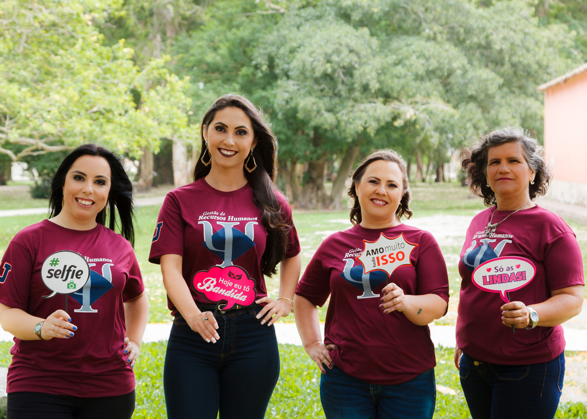 unopar,  pelotas,  satolep,  fotografia de formatura,  estúdio fotográfico,  fotografia,  fotos formatura,  ensaio formatura,  ensaio feminino,  ensaio fotográfico,  ufpel,  ucpel,  anhanguera,  unicesumar, Toga, Capelo, Jabo, administração, faculdade, 