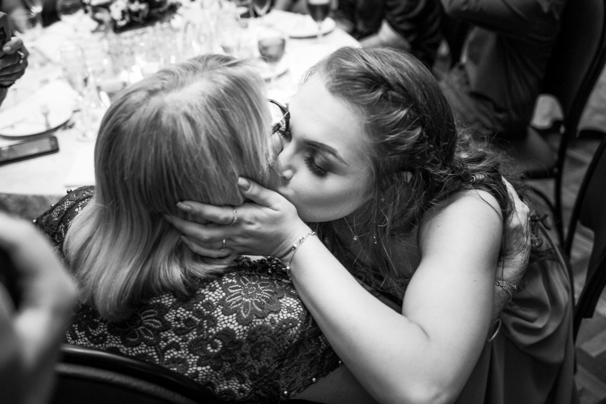 formatura, faculdade, direito, ufpel, ucpel, católica, pelotas, satolep, la sale, anhanguera, unopar, ensaio feminino, ensaio estúdio, estúdio fotográfico, fotos estúdio, ensaio formatura, vestido vermelho, vestido festa, universidade federal, g2 eventos