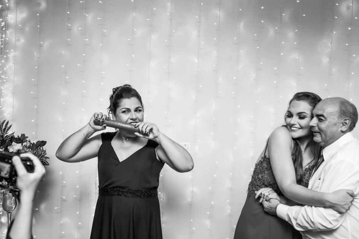 formatura, faculdade, direito, ufpel, ucpel, católica, pelotas, satolep, la sale, anhanguera, unopar, ensaio feminino, ensaio estúdio, estúdio fotográfico, fotos estúdio, ensaio formatura, vestido vermelho, vestido festa, universidade federal, g2 eventos