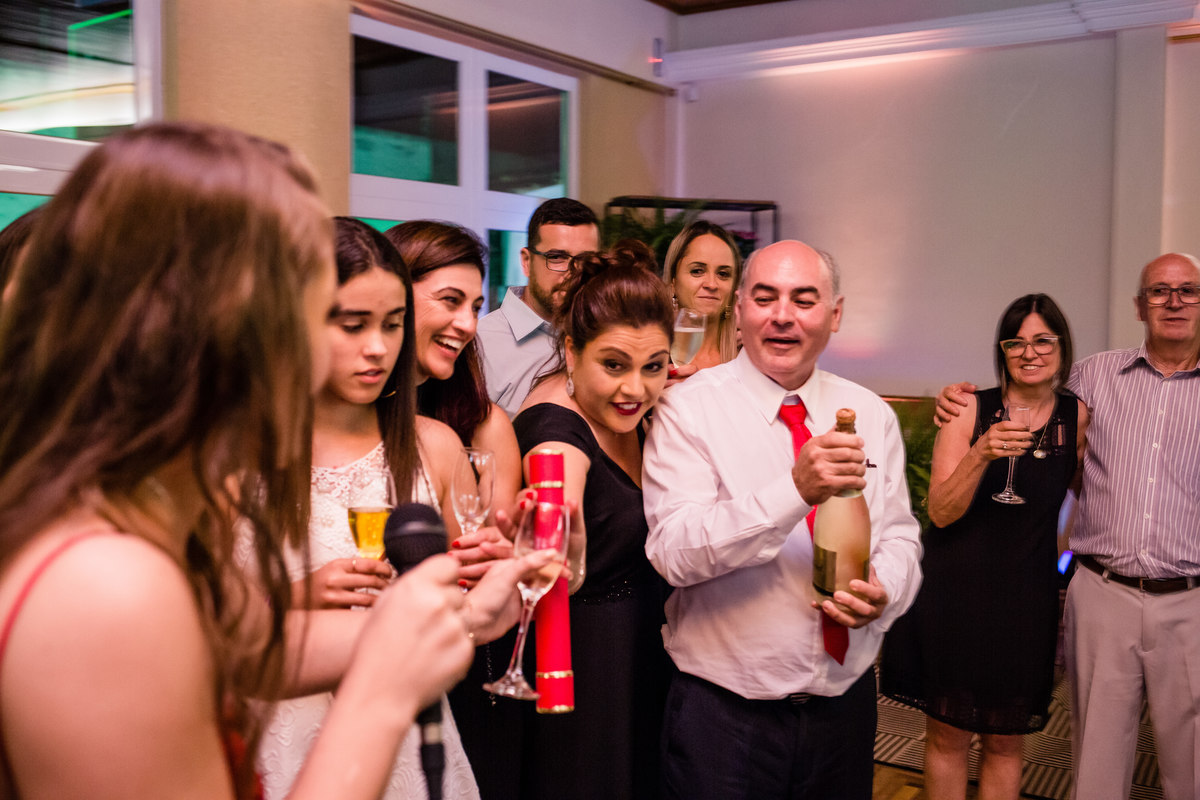 formatura, faculdade, direito, ufpel, ucpel, católica, pelotas, satolep, la sale, anhanguera, unopar, ensaio feminino, ensaio estúdio, estúdio fotográfico, fotos estúdio, ensaio formatura, vestido vermelho, vestido festa, universidade federal, g2 eventos