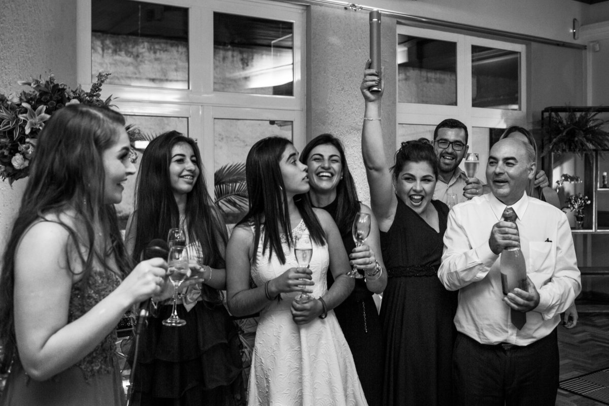 formatura, faculdade, direito, ufpel, ucpel, católica, pelotas, satolep, la sale, anhanguera, unopar, ensaio feminino, ensaio estúdio, estúdio fotográfico, fotos estúdio, ensaio formatura, vestido vermelho, vestido festa, universidade federal, g2 eventos