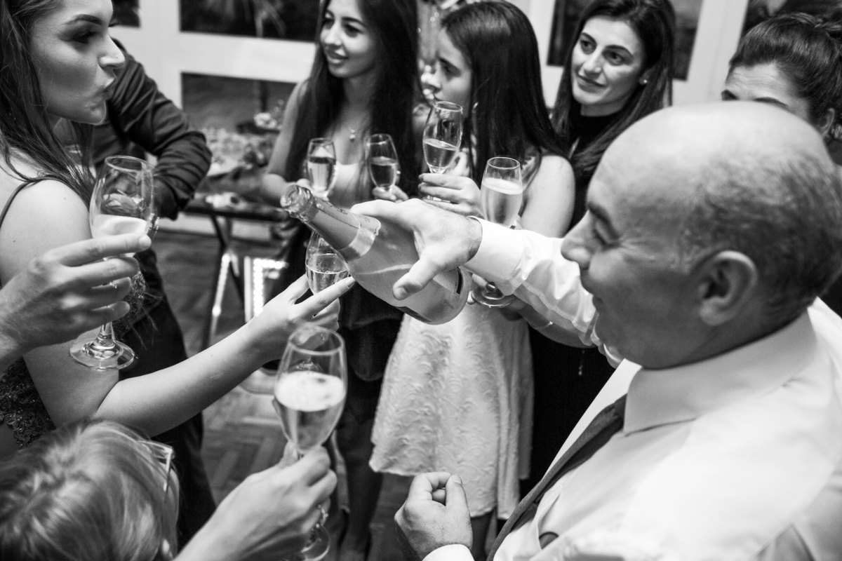 formatura, faculdade, direito, ufpel, ucpel, católica, pelotas, satolep, la sale, anhanguera, unopar, ensaio feminino, ensaio estúdio, estúdio fotográfico, fotos estúdio, ensaio formatura, vestido vermelho, vestido festa, universidade federal, g2 eventos