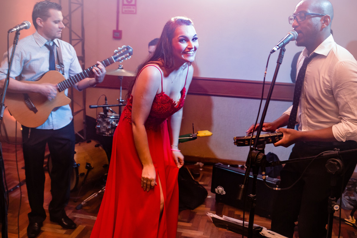 formatura, faculdade, direito, ufpel, ucpel, católica, pelotas, satolep, la sale, anhanguera, unopar, ensaio feminino, ensaio estúdio, estúdio fotográfico, fotos estúdio, ensaio formatura, vestido vermelho, vestido festa, universidade federal, g2 eventos