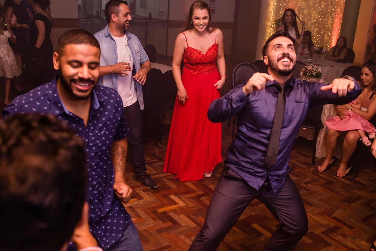 formatura, faculdade, direito, ufpel, ucpel, católica, pelotas, satolep, la sale, anhanguera, unopar, ensaio feminino, ensaio estúdio, estúdio fotográfico, fotos estúdio, ensaio formatura, vestido vermelho, vestido festa, universidade federal, g2 eventos