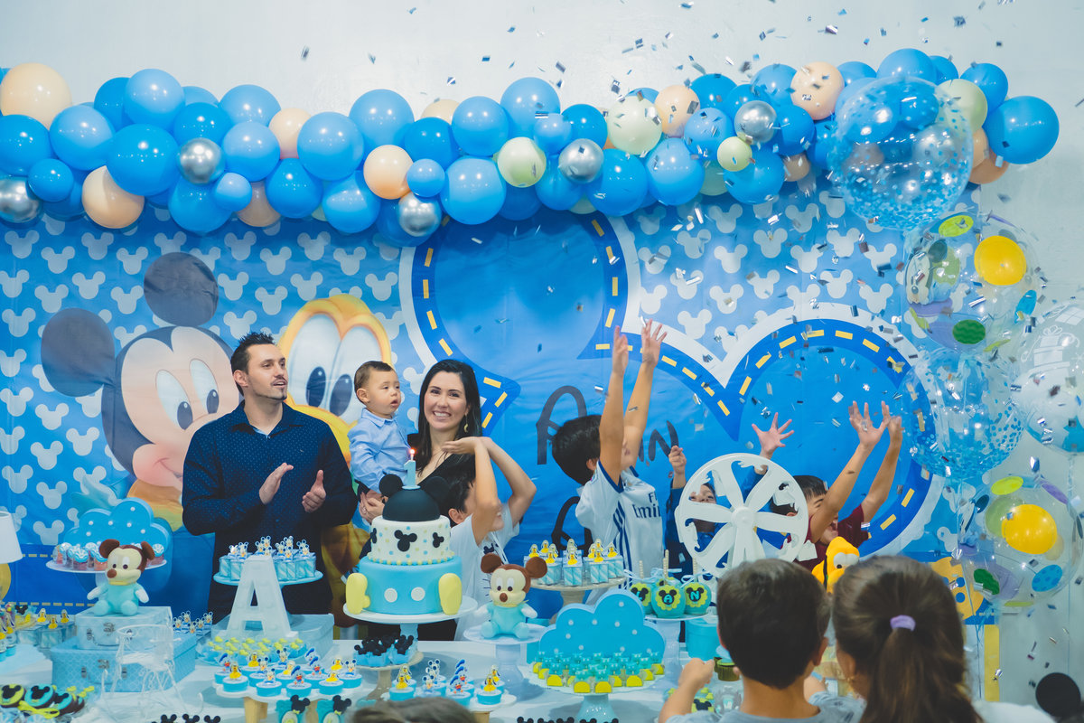 fashion, eventos, fotografia infantil, educação, estilo, menino, aniversário, decoração, disney baby, moda infantil, mundo rosa, mundo azul, crianças, infância, acessórios, mamãe, smash the cake, princesa, príncipe, 1 aninho, tio guigui, satolep, pelotas