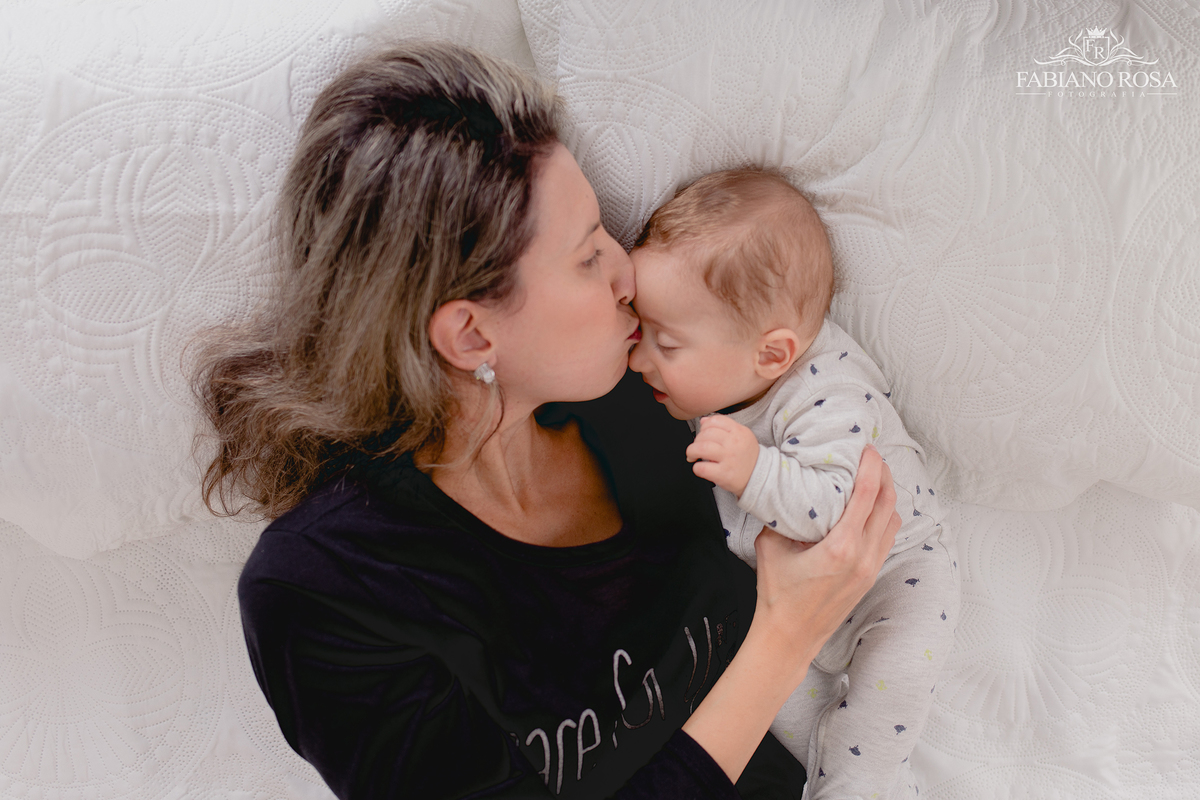 ensaio dia das mães, ensaio de gestante, mamãe, mamãe de primeira viagem, mãe de menina, mãe de menino, dia das mãe, estúdio fotográfico, pelotas, satolep, mini sessões, mini sessões dia das mãe, fotografia de família, bom dia, família, ensaio fotográfico