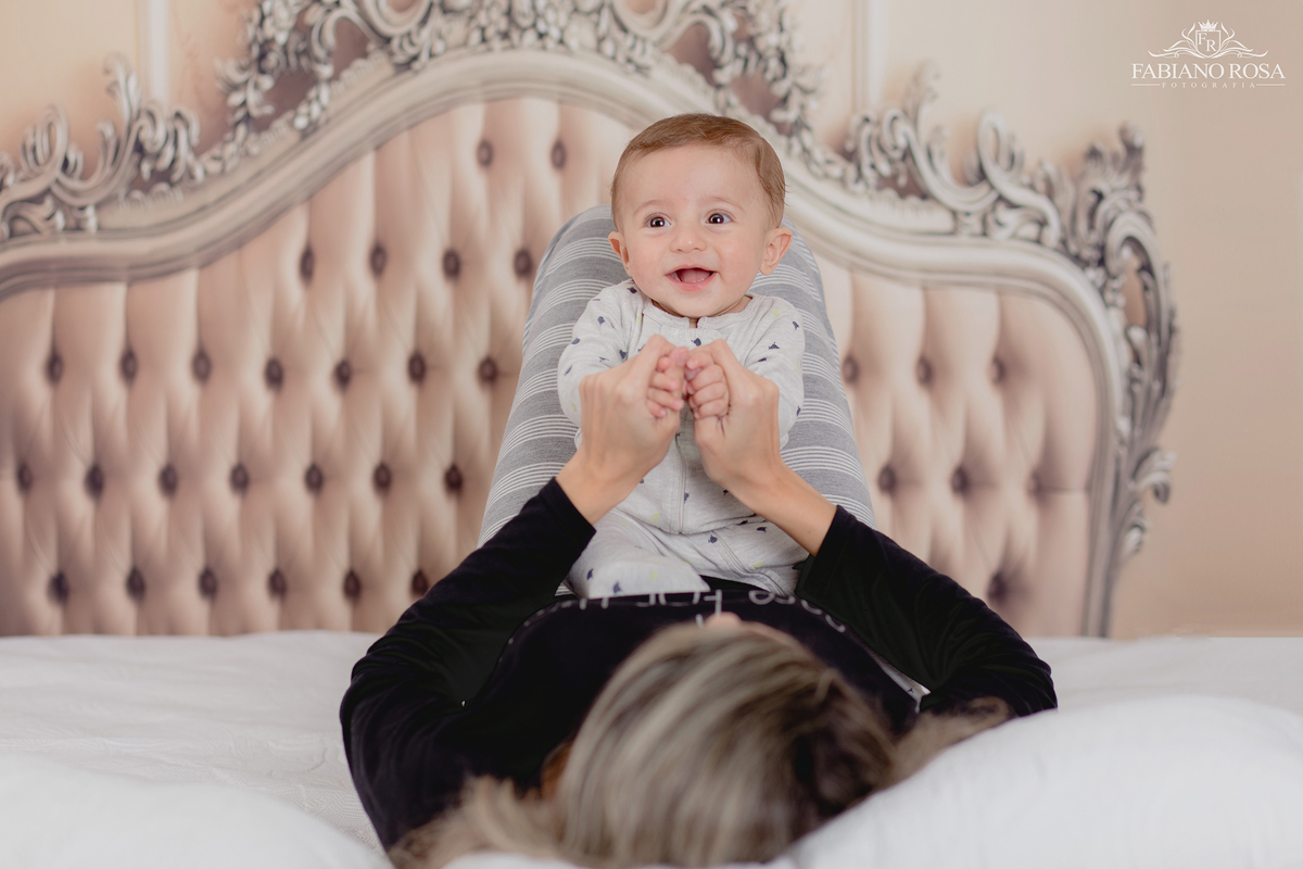ensaio dia das mães, ensaio de gestante, mamãe, mamãe de primeira viagem, mãe de menina, mãe de menino, dia das mãe, estúdio fotográfico, pelotas, satolep, mini sessões, mini sessões dia das mãe, fotografia de família, bom dia, família, ensaio fotográfico