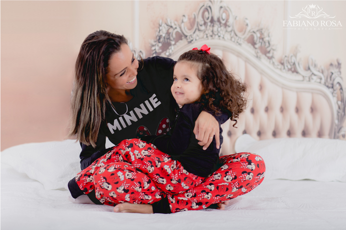 ensaio dia das mães, ensaio de gestante, mamãe, mamãe de primeira viagem, mãe de menina, mãe de menino, dia das mãe, estúdio fotográfico, pelotas, satolep, mini sessões, mini sessões dia das mãe, fotografia de família, bom dia, família, ensaio fotográfico