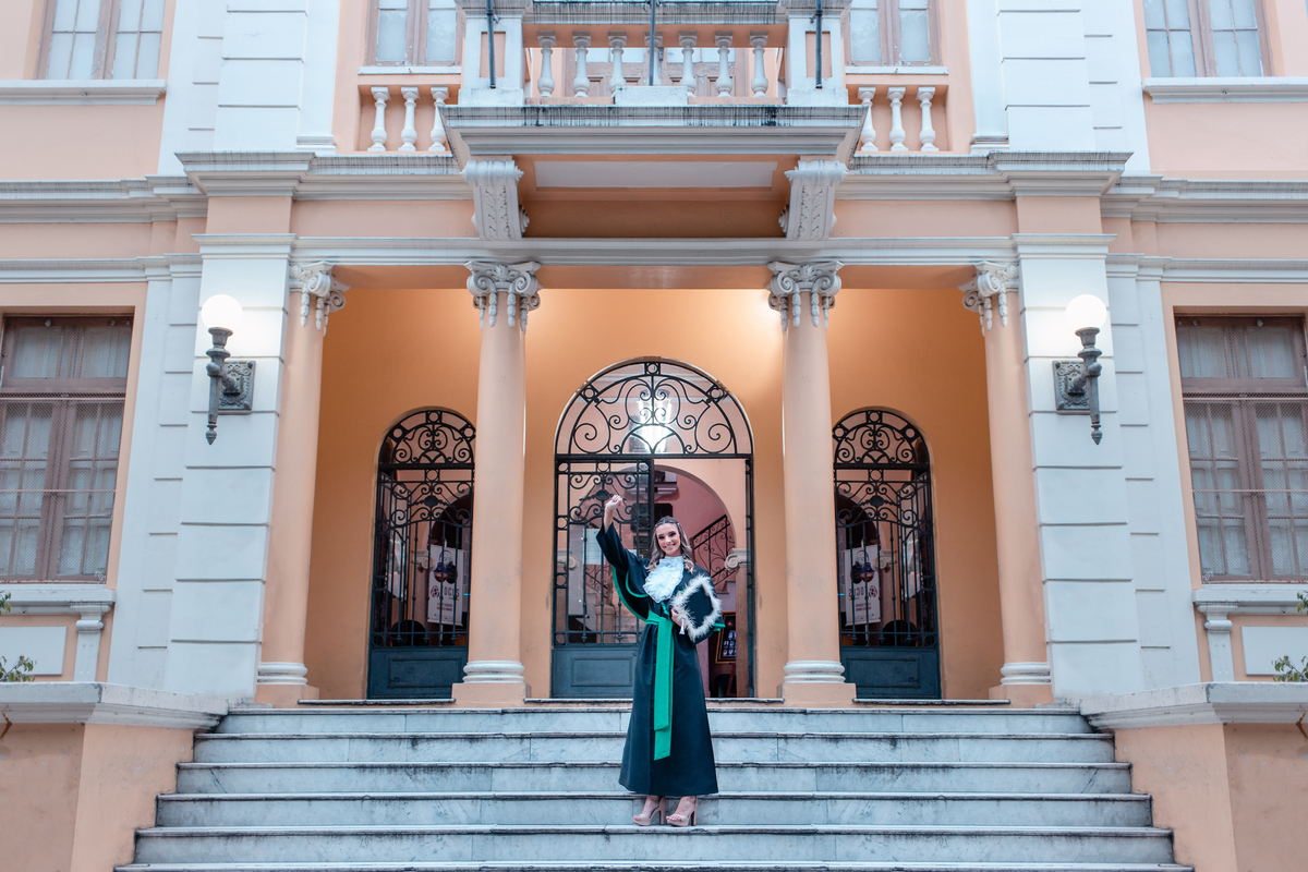 recepção-de-formatura, faculdade, alimentos, tecnologia, puc, ucpel, católica, pelotas, satolep, porto alegre, anhanguera, unopar, ensaio-estúdio, estúdio-fotográfico, fotos estúdio, ensaio formatura, furg, universidade-federal, ufpel, make-up, making-off