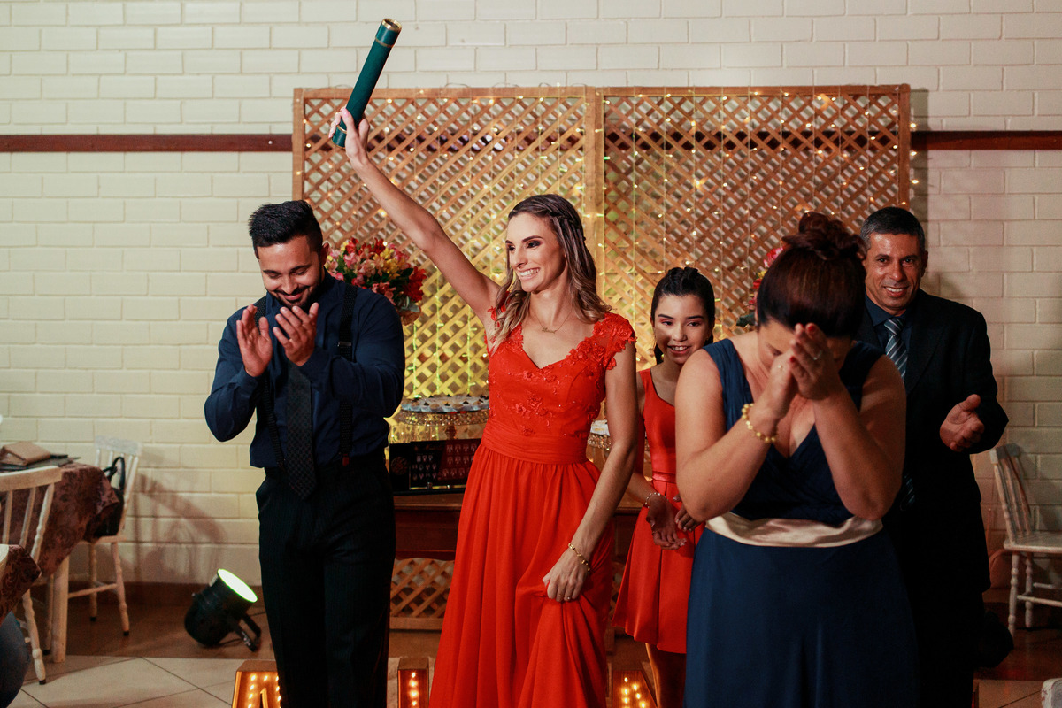 recepção-de-formatura, faculdade, alimentos, tecnologia, puc, ucpel, católica, pelotas, satolep, porto alegre, anhanguera, unopar, ensaio-estúdio, estúdio-fotográfico, fotos estúdio, ensaio formatura, furg, universidade-federal, ufpel, make-up, making-off