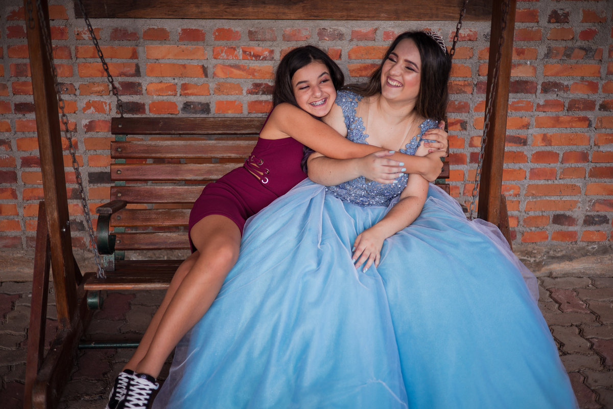 xv anos, 15 anos, pelotas, satolep, fotografo em pelotas, chácara, família, fiss, festa, baile, vestido, vestido de 15 anos, tênis, ensaio no campo, ensaio na cidade, ensaio em estudio, estúdio fotográfico, ensaio externo, ensaio temático, baile, dança