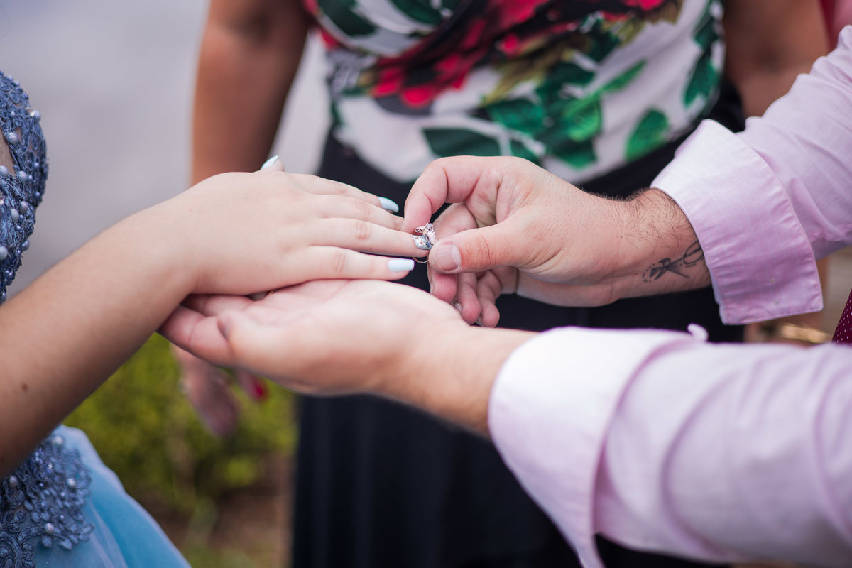 xv anos, 15 anos, pelotas, satolep, fotografo em pelotas, chácara, família, fiss, festa, baile, vestido, vestido de 15 anos, tênis, ensaio no campo, ensaio na cidade, ensaio em estudio, estúdio fotográfico, ensaio externo, ensaio temático, baile, dança