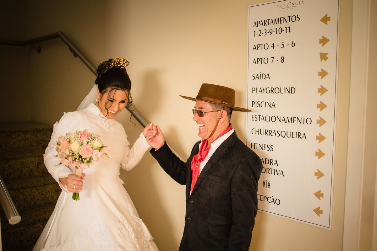 casamentogauderio, casamentogaucho, precasamento, prewedding, pelotas, satolep, fotografoempelotas, casamentopelotas, casamentodedia, noivas2022, noivas2023, vestidodenoiva, diadecasamento, noivaspelotas, casamentonocampo, tradicaogaucha, tradição